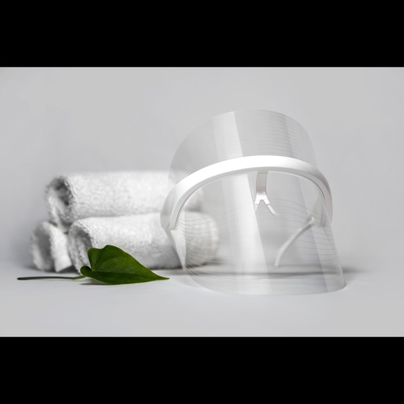 Light Face Mask - Picture 5 of 8